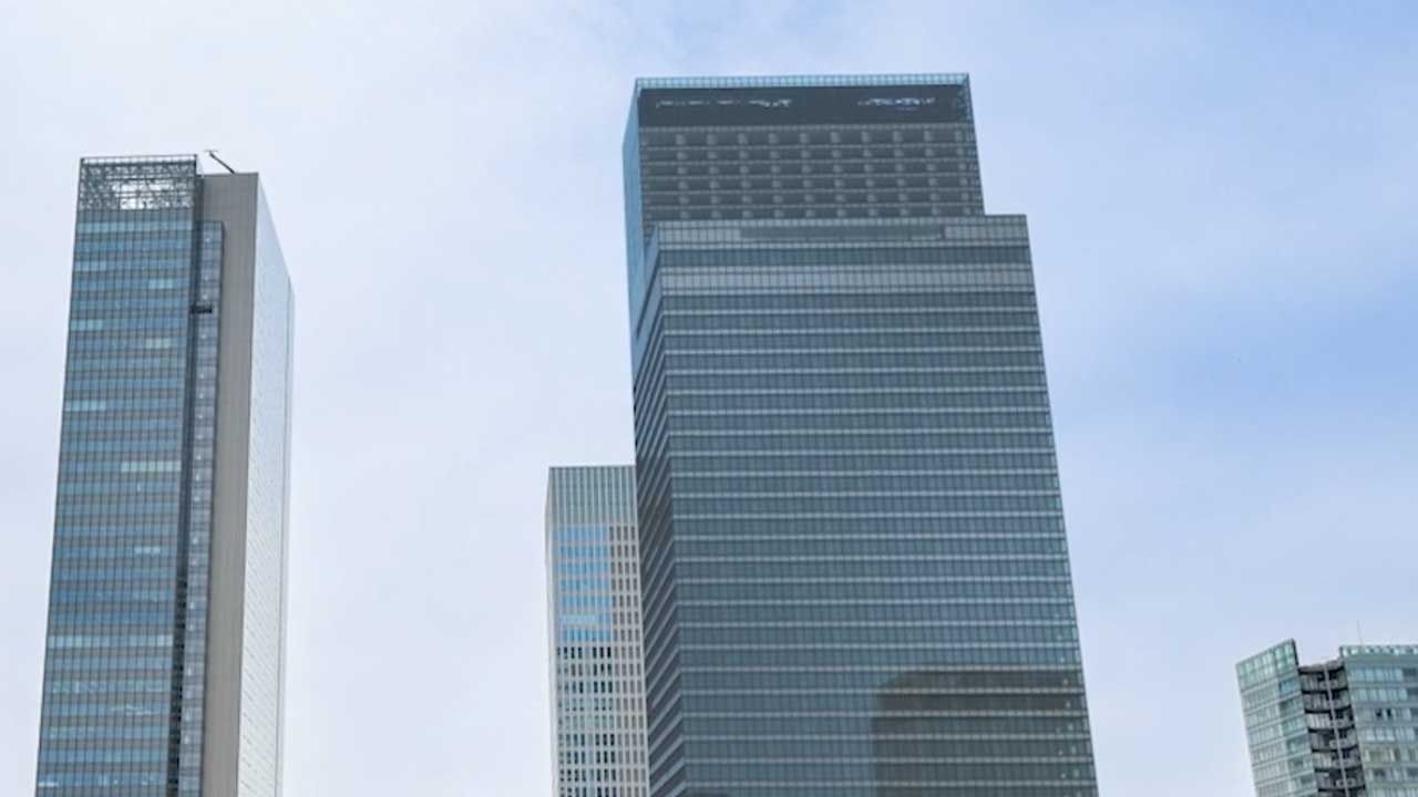 World Trade Center Building, Japon