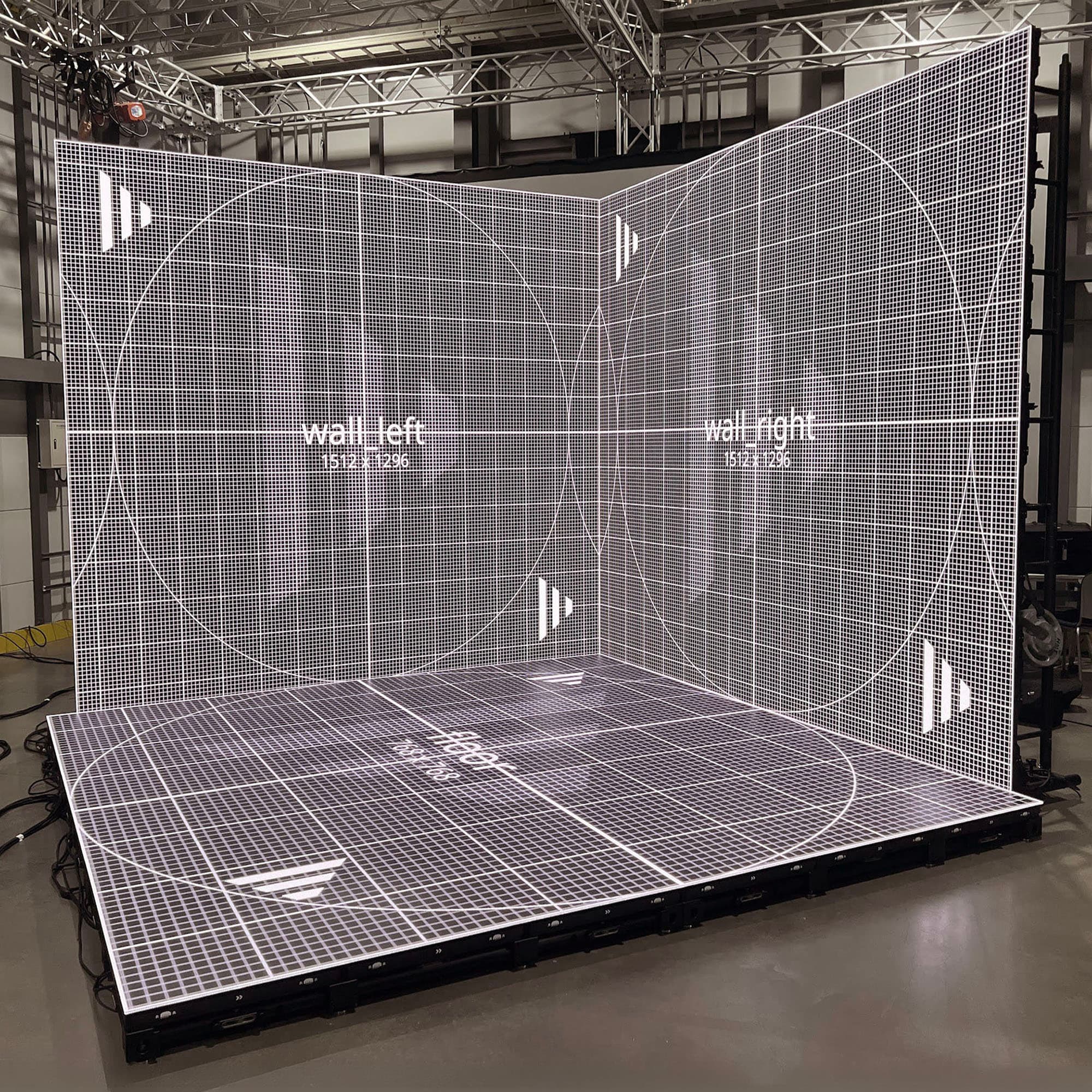 On the LED screen walls, visitors see themselves integrated into the virtual environment in real time